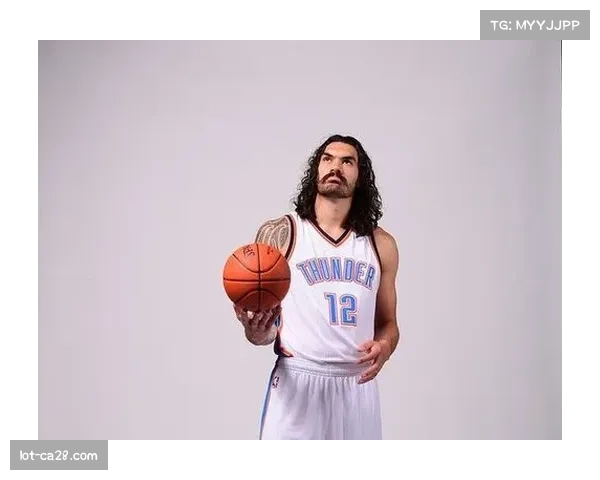 雷迪克盛赞弗拉格天赋卓越防守组织能力堪称同龄球员中的顶级水平